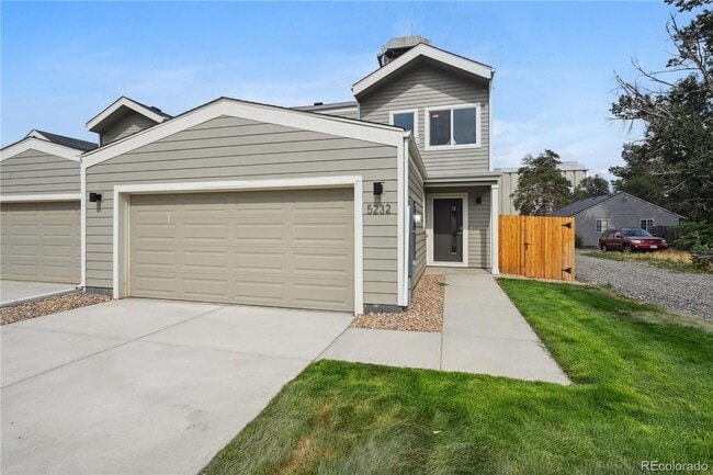 Photo - Like New Berkeley Home Available | Blocks from Regis University | TWO WEEKS FREE & $1000 Deposit ...