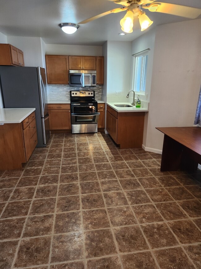 Building Photo - 1464 Pulehuiki Rd Rental