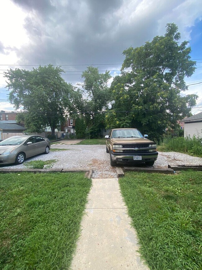 Photo - 4217 Blaine Ave Unit 4217 Blaine Avenue Apt C