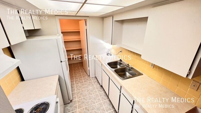 Photo - 208 Diamond Cove