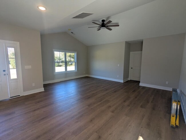 Photo - 205 White Ave