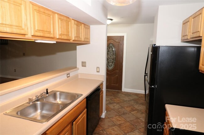 Photo - 2558 Carya Pond Ln