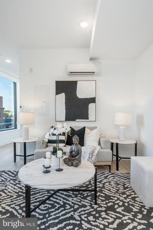 Photo - 1131-39 N Front St Unit 503