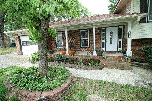 Photo - 246 Bayfield Loop