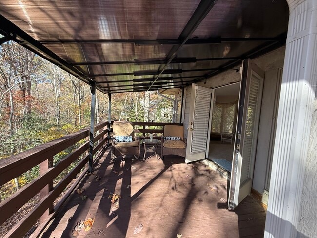 Photo - 833 Williamsburg Dr