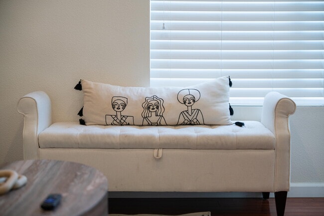 Photo - 80472 Suncastle Rd