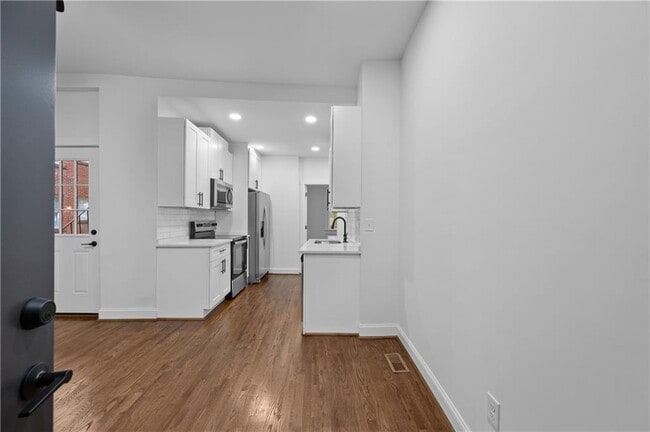 Photo - 360 Ponce De Leon Ave NE Unit 4