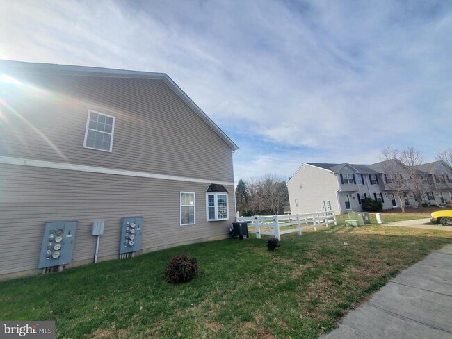 Photo - 89 Bay Hill Ln