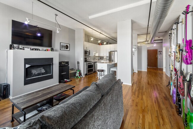 Photo - 6 S Laflin St Unidad 612