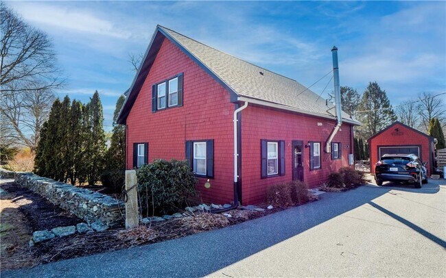 Photo - 1195 Green End Ave Unit 2