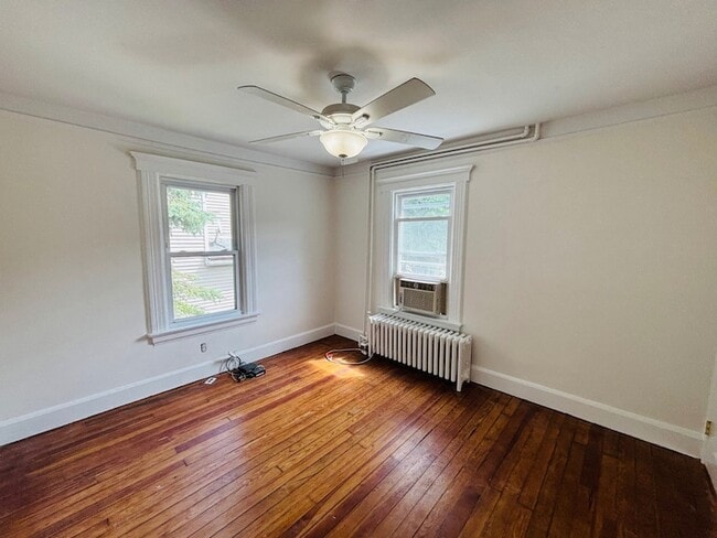 Building Photo - 133 Berry Hill Rd Unit 2 Rental