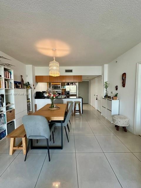 Building Photo - 1750 N Bayshore Dr Unit 4712