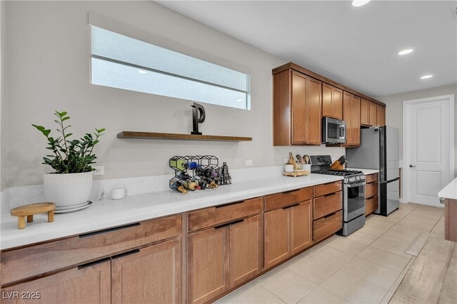 Photo - 1309 Azure Jay Ave