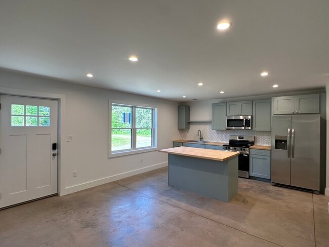 Photo - 110 Barrett Rd