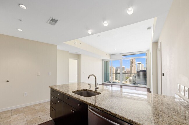 Photo - 10 Terminus Luxury 2 Bedroom Condo in Hear...