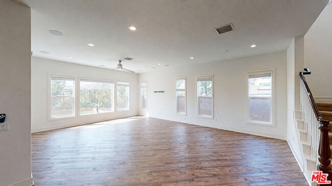 12073 Carabela Ct