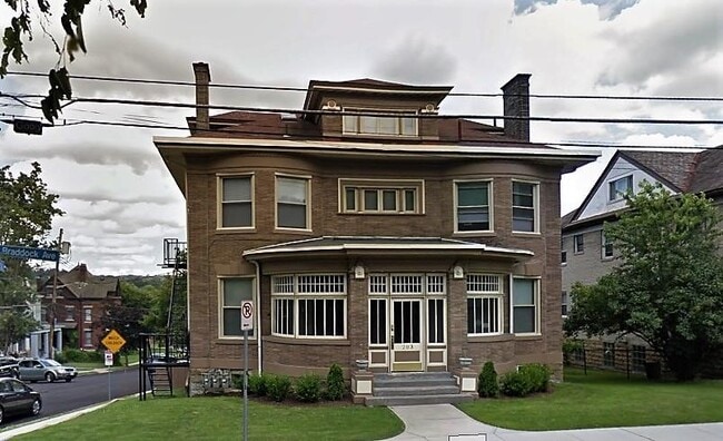 Building Photo - 203 S Braddock Ave Unit A