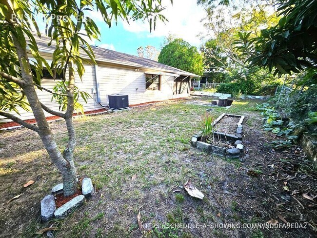 Photo - 8610 Schrader Blvd