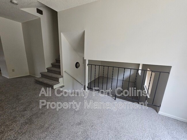 Photo - 4406 Hummingbird Dr