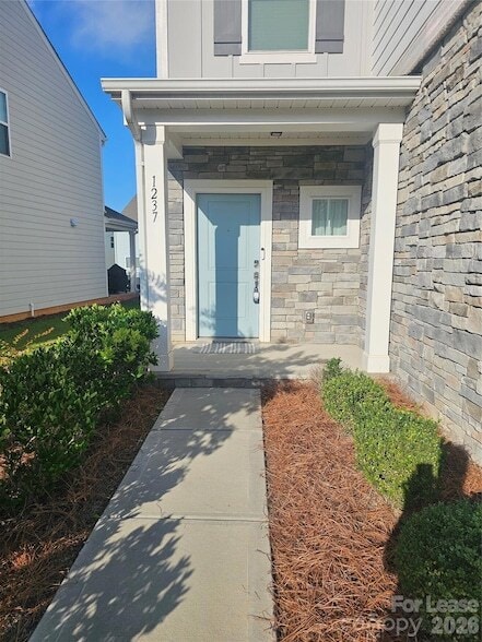 1237 Scotch Meadows Loop