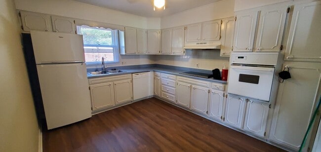 Photo - 102 Boyd Dr Unit 3B