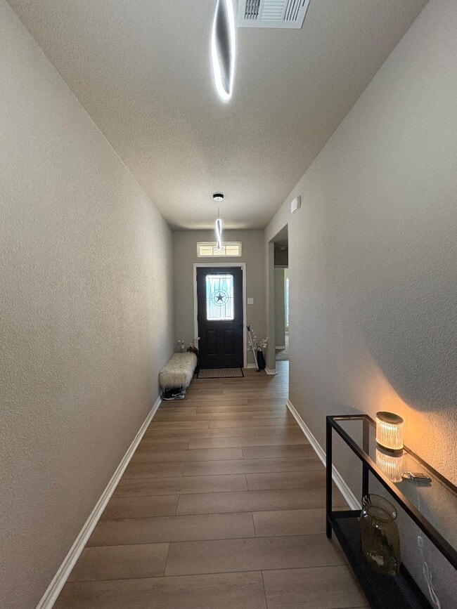 Photo - 6708 Oliver Loving Dr