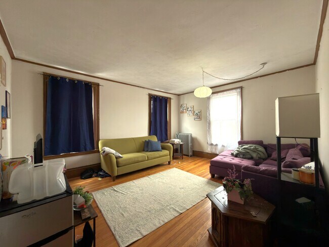 Photo - 19 Strathmore Rd Unit 2