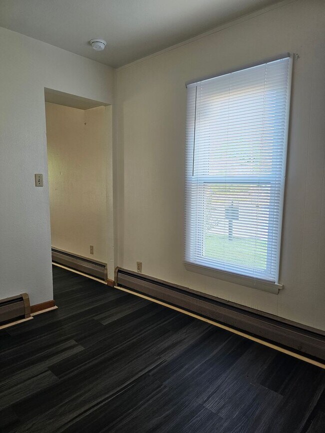 Photo - E. Court Street Duplex Unit 327 E Court Lower (A/1)