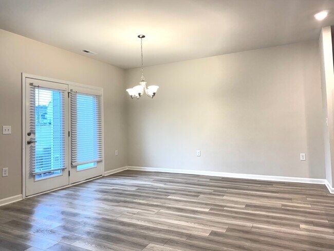 Photo - 3 Bedroom Townhome with Garage for Rent