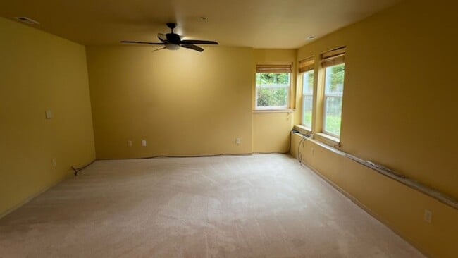 Photo - Beautiful 2 Bed 1 Bath MIL Unit near Cedar...