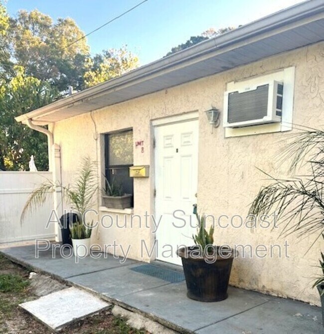 Photo - 4527 44th Ave N