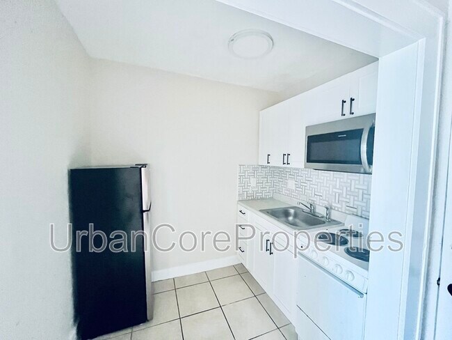 Photo - 360 13th Ave NE Unit #18