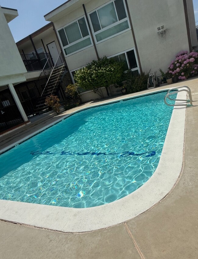 Photo - The Emerald Apartments