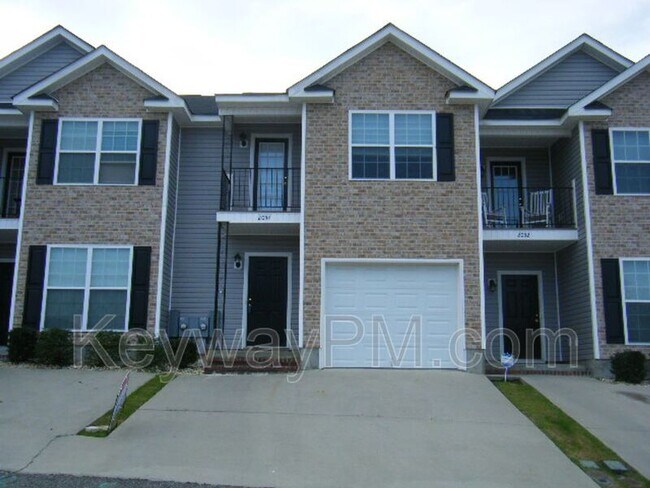 Building Photo - 2054 Reserve Ln