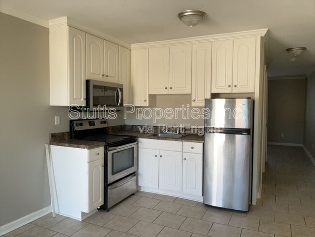 Photo - 414 Hermitage Dr Unit 6