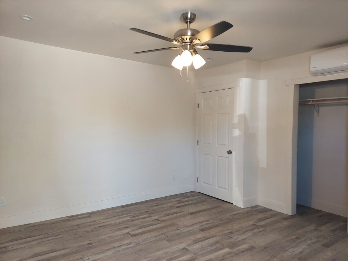 Photo - 166GRA Unit 166 E Granger