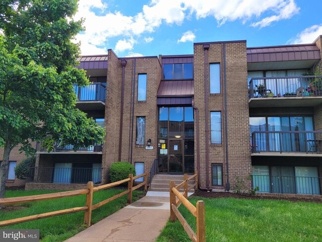 Photo - 7599 Gales Ct Apartment Unit 202