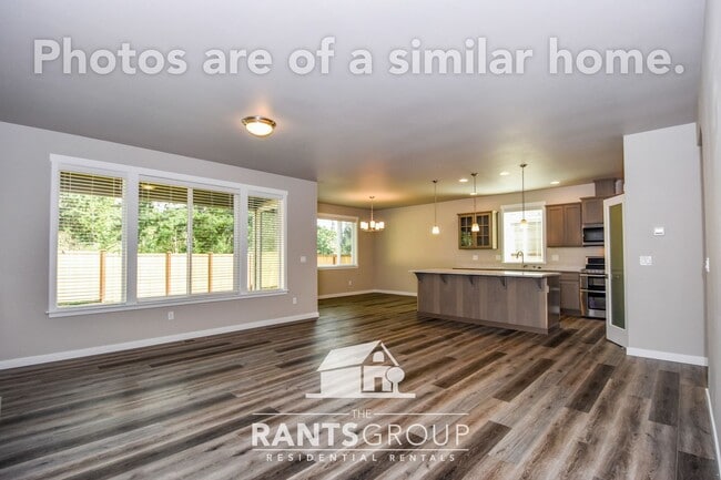 Photo - Beautiful New Home in Bradbury Subdivision! Easy I5 Access!