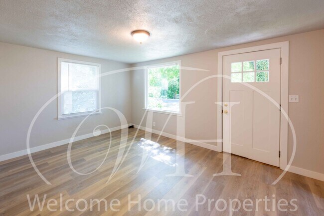 Photo - Great One Bedroom Home in a Natural Setting
