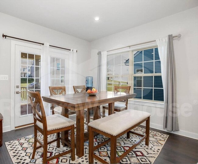 Photo - 2471 Vineyard Spgs Wy