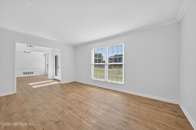 Photo - 6201 Grayling Dr