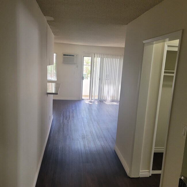 519 Glenrock Ave Unit 303