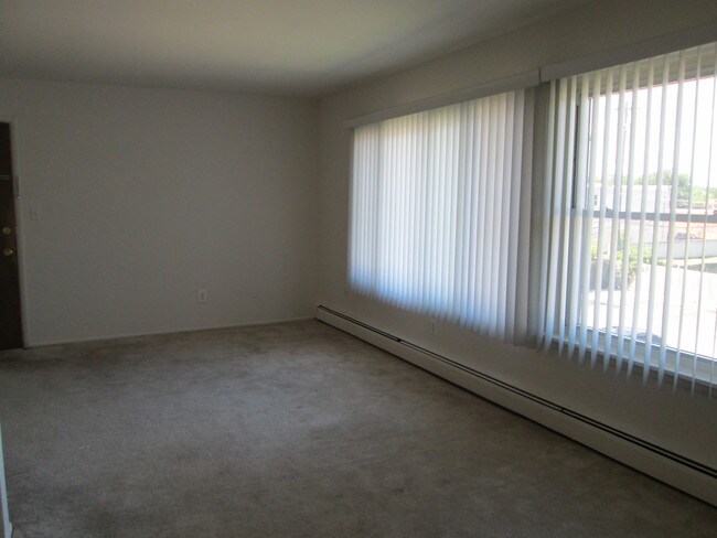 Photo - 21501 E 10 Mile Rd Unidad B15