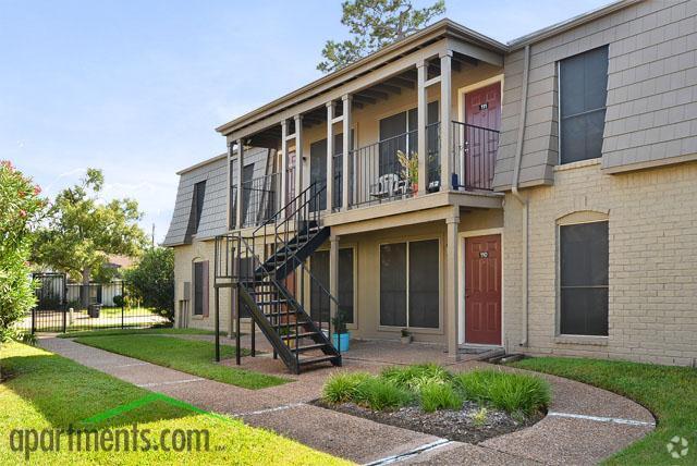 Building Photo - Willow Tree Apartments