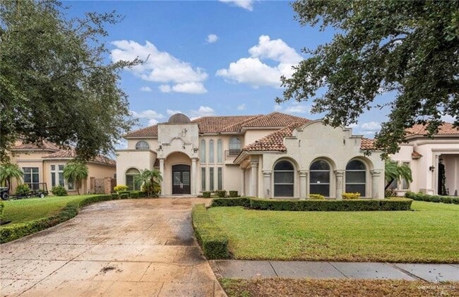 Photo - 35 San Efrain St