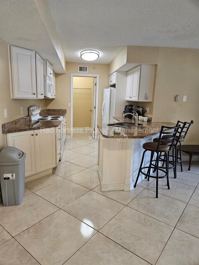Photo - 13571 Eagle Ridge Dr Unit Apt 1314