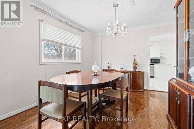 Photo - 61 Dundee Crescent