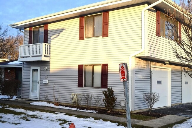 Building Photo - 1306 Forestdale Ct Unit 1306