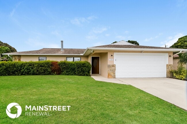 Building Photo - 350 NE Genesee Ave