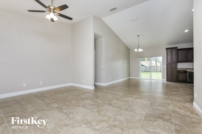 Photo - 441 Homer Ave